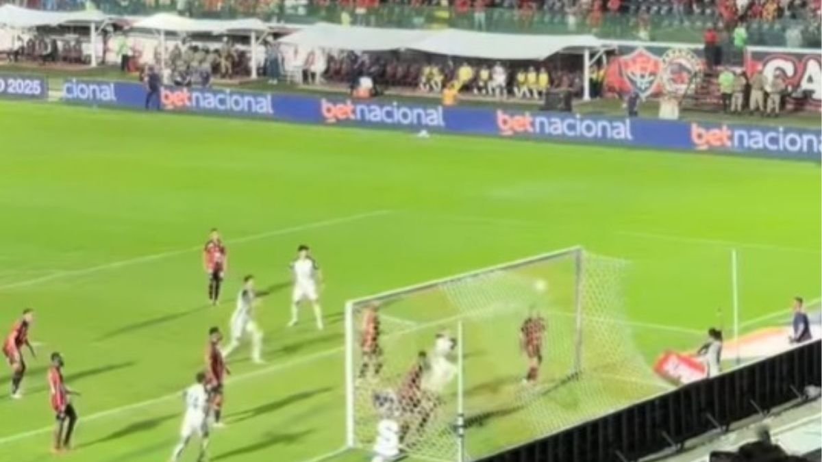 Corinthians venceu o Vitória (foto: Reprodução / Corinthians)