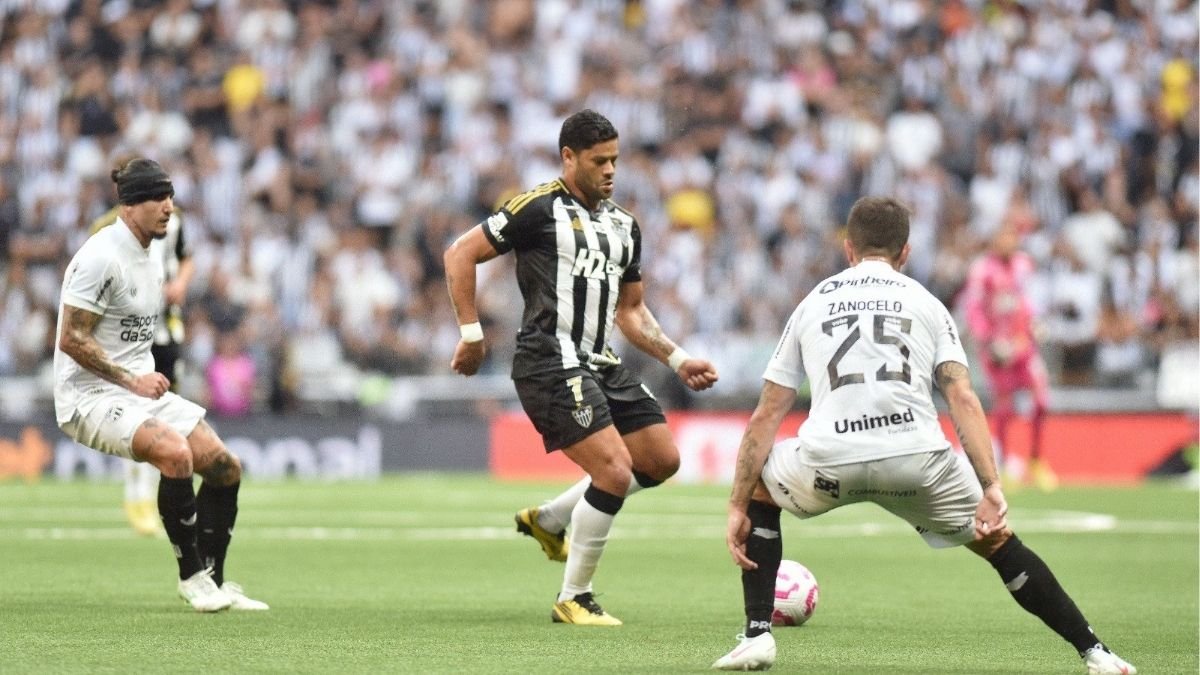 Hulk pelo Atlético (foto: Ramon Lisboa/EM/D.A. Press)