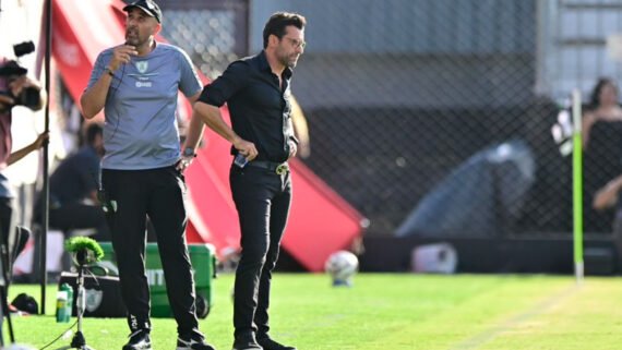 América venceu o Athletic e respirou na Série B (foto: Mourão Panda/América)