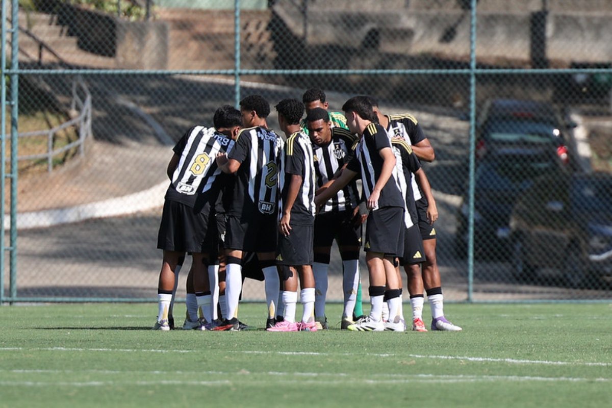Time Sub-17 do Atlético no Campeonato Brasileiro (foto: Daniela Veiga / Atlético)