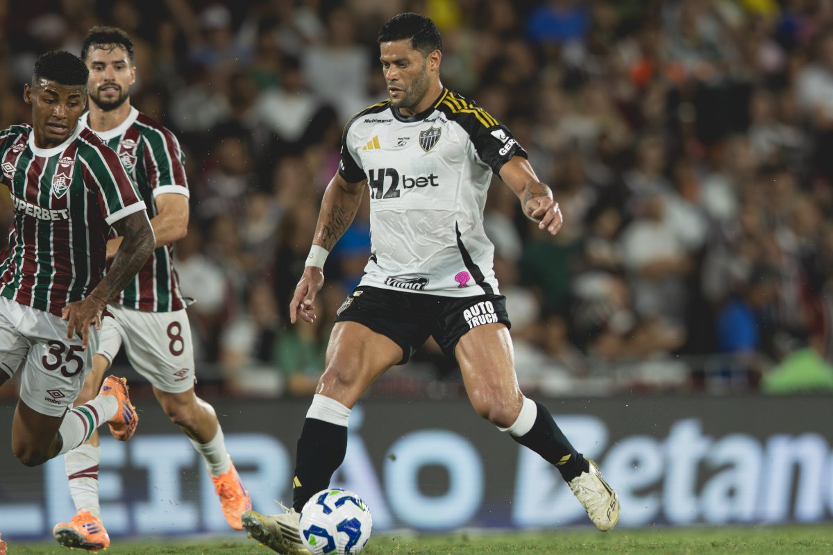 Hulk em campo pelo Atlético contra o Fluminense (foto: Pedro Souza/Atlético)