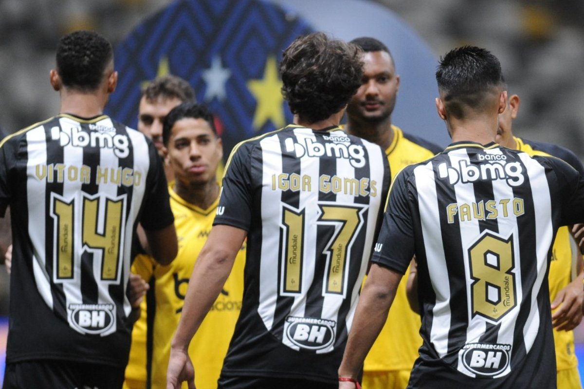 Jogadores do Atlético na Arena MRV (foto: Alexandre Guzanshe/EM/D.A. Press)