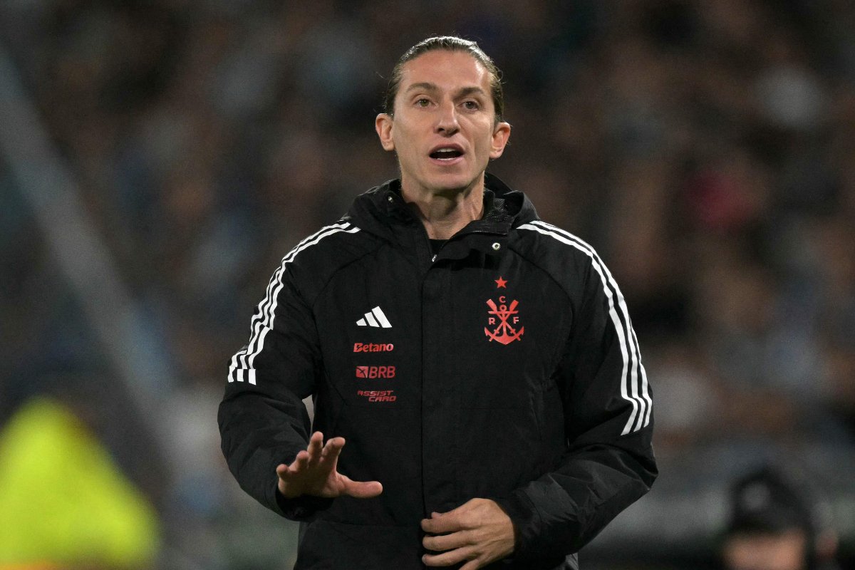 Filipe Luís, técnico do Flamengo (foto: JUAN MABROMATA/AFP)