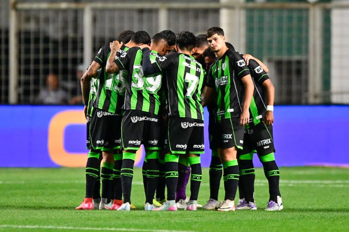 América quer se distanciar da zona de rebaixamento (foto: Mourão Panda/América)