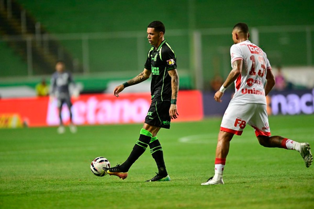 América perdeu chance de subir na tabela da Série B (foto: Mourão Panda/América)