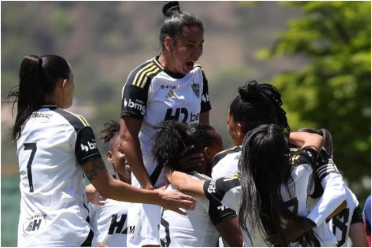 Jogadoras do Atlético em comemoração (foto: Divulgação/Atlético)