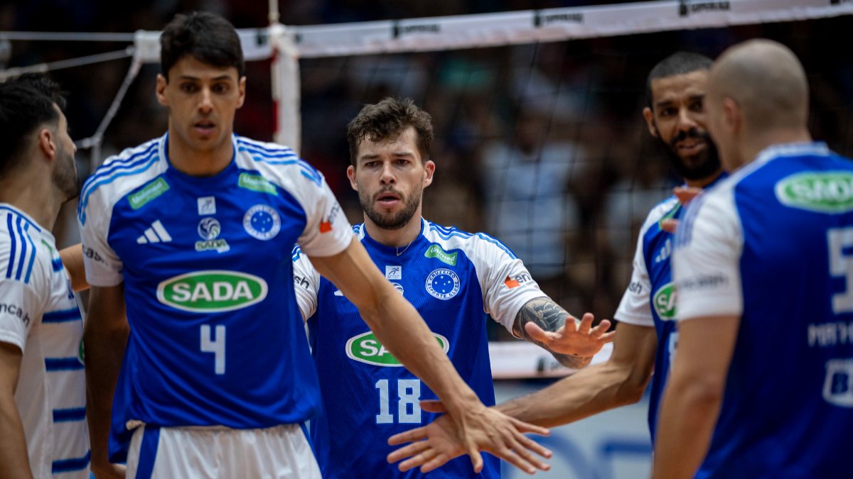 Time de vôlei do Cruzeiro (foto: Agência i7/ Cruzeiro)