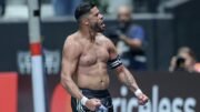 Hulk tira a camisa em jogo do Atlético na Arena MRV (foto: Pedro Souza/Atlético - 28/5/24)