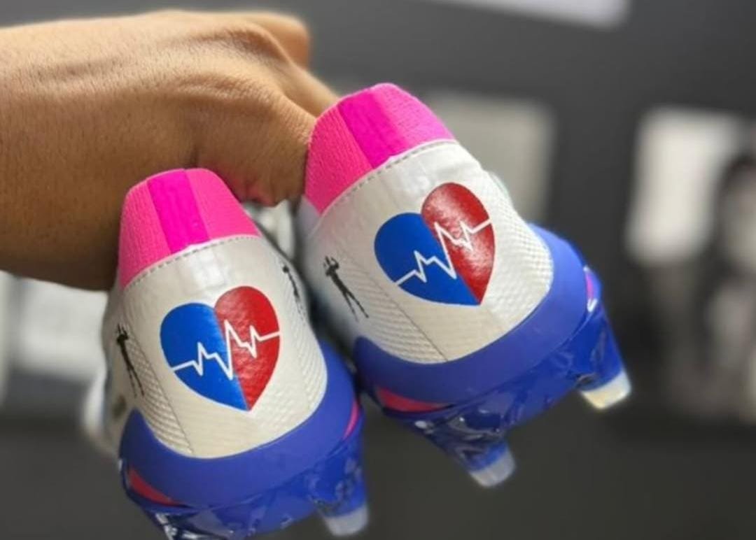 Gabigol postou foto de par de chuteiras (foto: Reprodução/Instagram/gabigol)