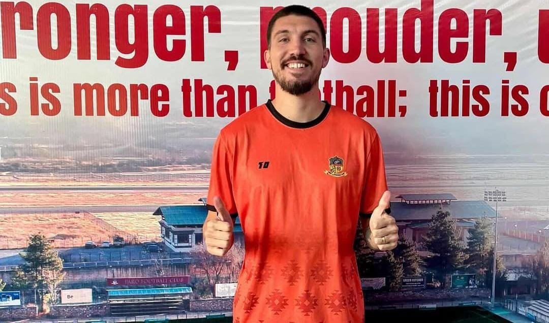 Zagueiro revelado no América acerta com time do Butão