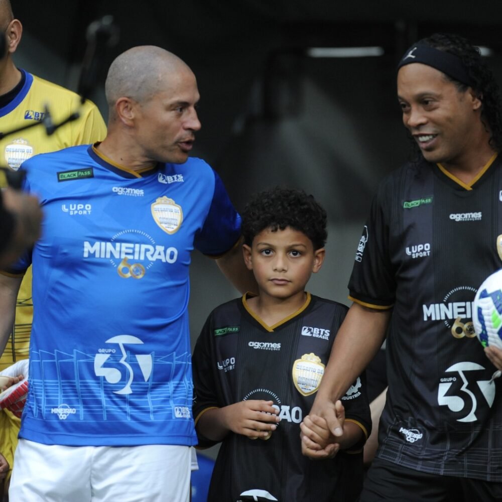 未使用☆1PIU1UGUALE3×Ronaldinho Gau'chob ronaldinho_barxa.jpg_631908149.jpg