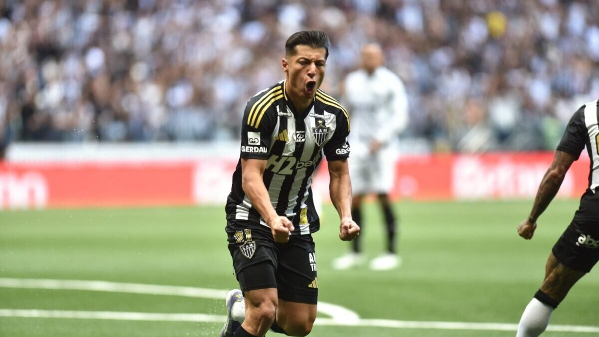 Alan Franco comemora golaço pelo Atlético contra o Ceará (foto: Ramon Lisboa/EM/D.A. Press)