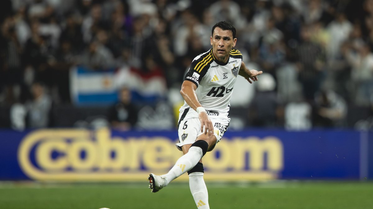 Alonso em ação pelo Atlético contra o Corinthians (foto: Pedro Souza/Atlético)