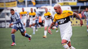 Criciúma empatou com o Avaí na Ressacada - Crédito: 