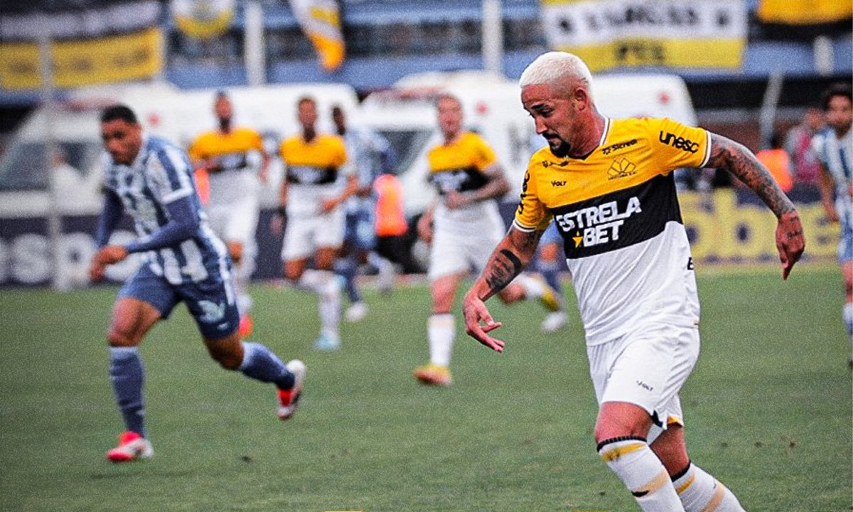 Criciúma empatou com o Avaí na Ressacada (foto: Celso da Luz | CEC)