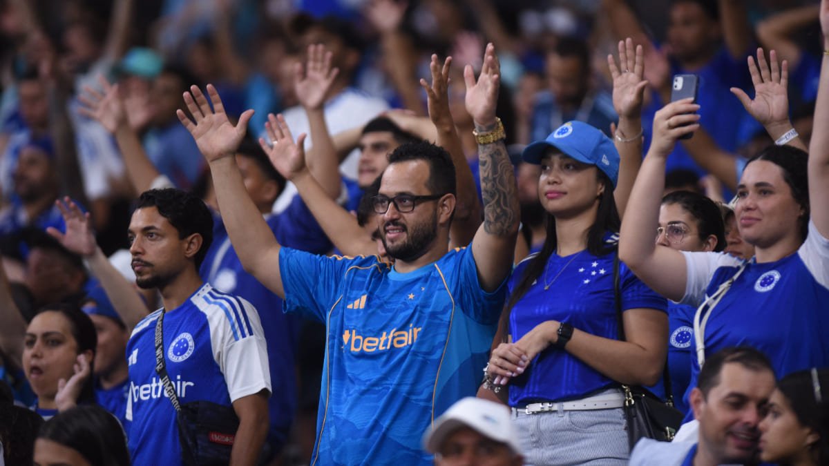 Torcida do Cruzeiro no Mineirão, em Belo Horizonte (foto: Gladyston Rodrigues/EM/D.A. Press)