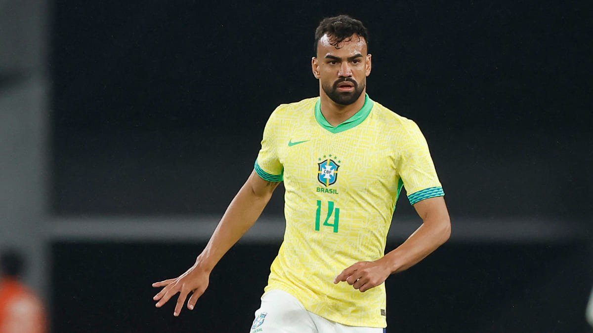 Fabrício Bruno, zagueiro do Cruzeiro, com a camisa da Seleção Brasileira (foto: Rafael Ribeiro/CBF)