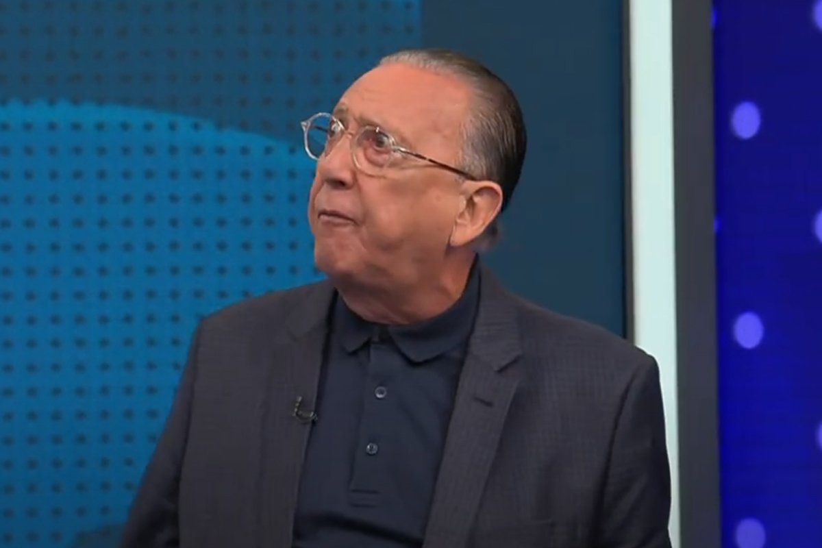 Galvão Bueno durante apresentação do Galvão e Amigos, na Band (foto: Reprodução/YouTube)