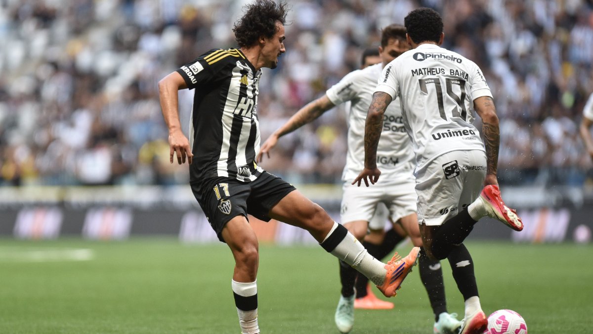 Igor Gomes em ação pelo Atlético contra o Ceará (foto: Ramon Lisboa/EM/D.A. Press)