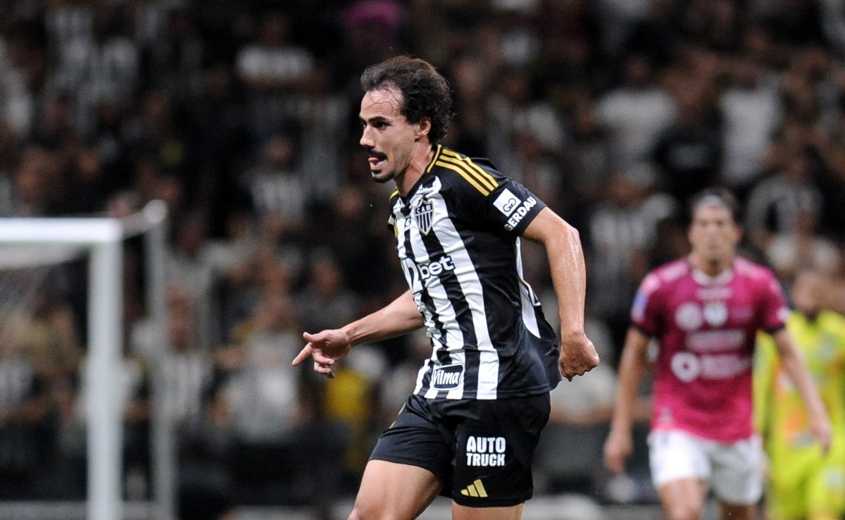 Igor Gomes, meia-atacante do Atlético, em ação na Arena MRV (foto: Alexandre Guzanshe/EM/D.A. Press)