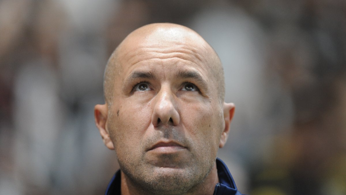 Leonardo Jardim lidera a comissão técnica do Cruzeiro desde fevereiro de 2025 (foto: Alexandre Guzanshe/EM/D.A. Press)