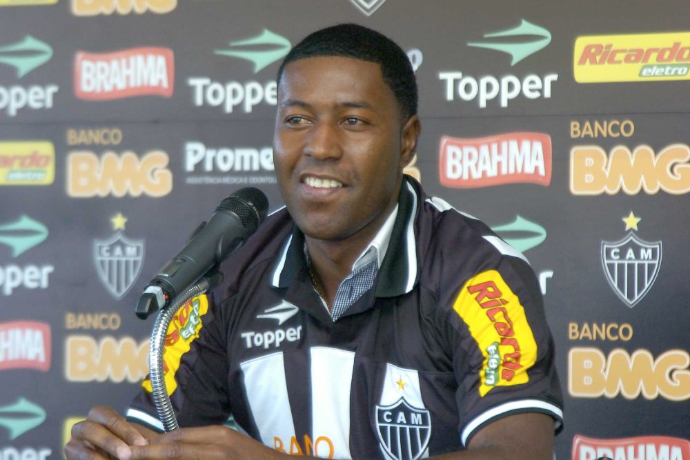 Méndez vestiu a camisa do Atlético em 2010 (foto: Paulo Filgueiras/EM/D.A Press)