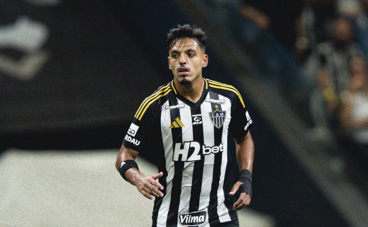 Gabriel Menino, meio-campista do Atlético, em ação contra o Cruzeiro na Arena MRV (foto: Pedro Souza/Atlético)