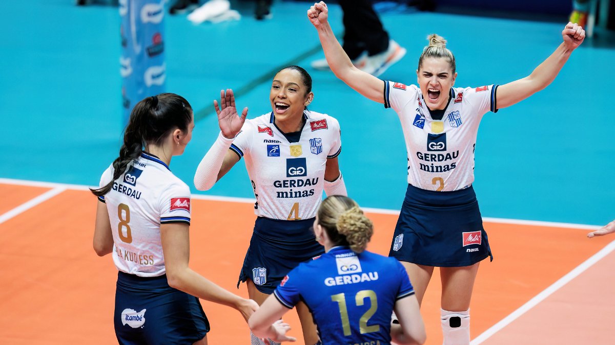 Minas comemora ponto contra o Mackenzie, pelo Mineiro Feminino de Vôlei (foto: Hedgard Moraes/Minas Tênis Clube)