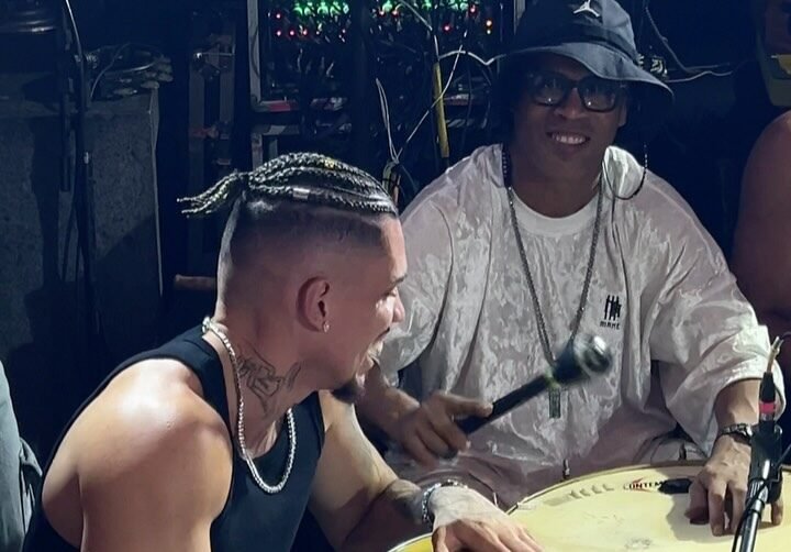 Paulinho e Ronaldinho Gaúcho em pagode (foto: Reprodução)
