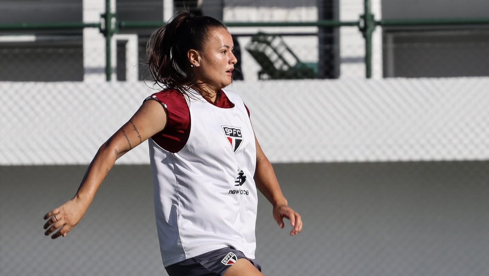 Treino do time feminino do São Paulo (foto: Divulgação)