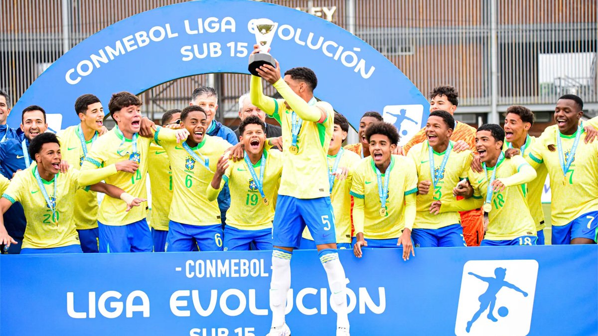 Brasil conquistou Conmebol Liga Evolução Sub-15 (foto: Divulgação/CBF)