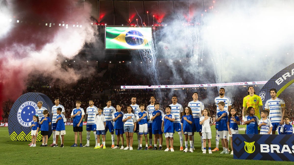 Jogadores titulares do Cruzeiro para duelo com Flamengo, pela 26ª rodada do Brasileiro (foto: Thaís Magalhães/Cruzeiro)