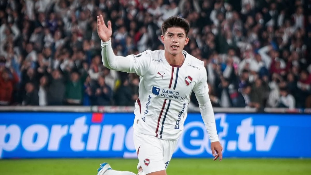 Villamil comemora primeiro gol pela LDU sobre o Palmeiras, pela Libertadores (foto: Divulgação/LDU)