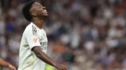 Vini Jr. durante Real Madrid x Barcelona, no Santiago Bernabéu (foto: Oscar del Pozo/AFP)