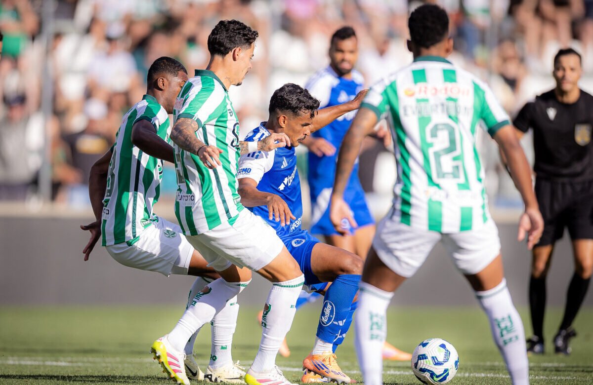 Juventude e Cruzeiro fizeram jogo agitado em Caxias do Sul (foto: Lucas Bubols/Cruzeiro)