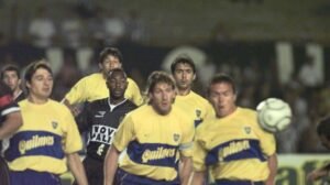 Lance do jogo entre Atlético e Boca Juniors, no Mineirão, pelas quartas de final da Copa Mercosul, em 1º de novembro de 2000 - Crédito: 