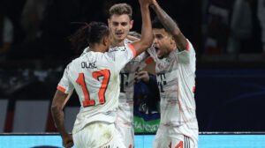 Jogadores do Bayern comemoram gol em partida da Liga dos Campeões  - Crédito: 