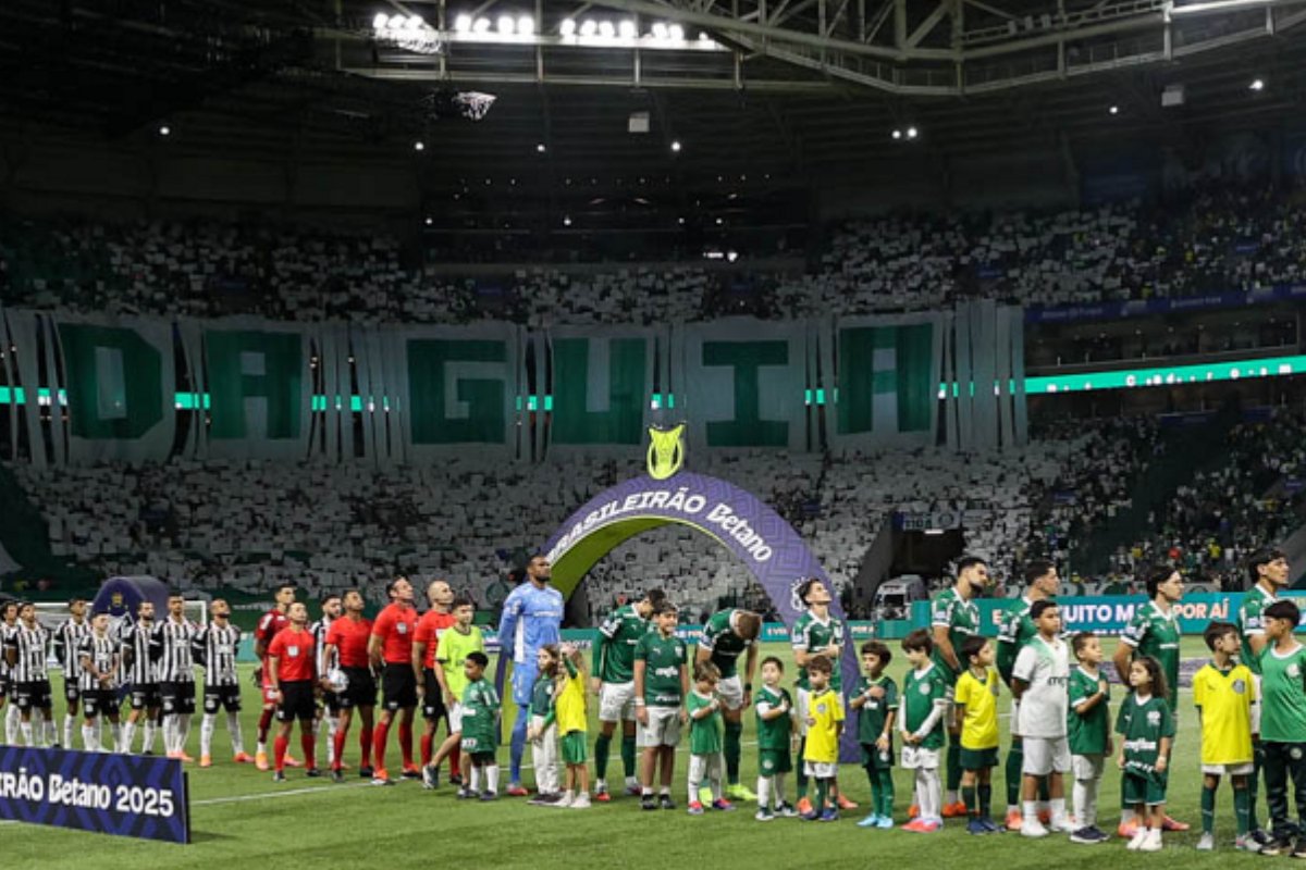 Jogadores de Palmeiras e Santos antes de duelo pelo Brasileiro (foto: Cesar Greco/Palmeiras)