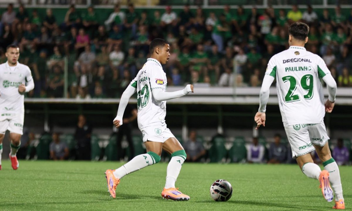 América venceu a Chapecoense pela Série B (foto: rafael bressan/ACF)
