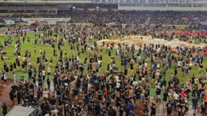 Invasão dos torcedores do Remo no Mangueirão, em Belém - Crédito: 