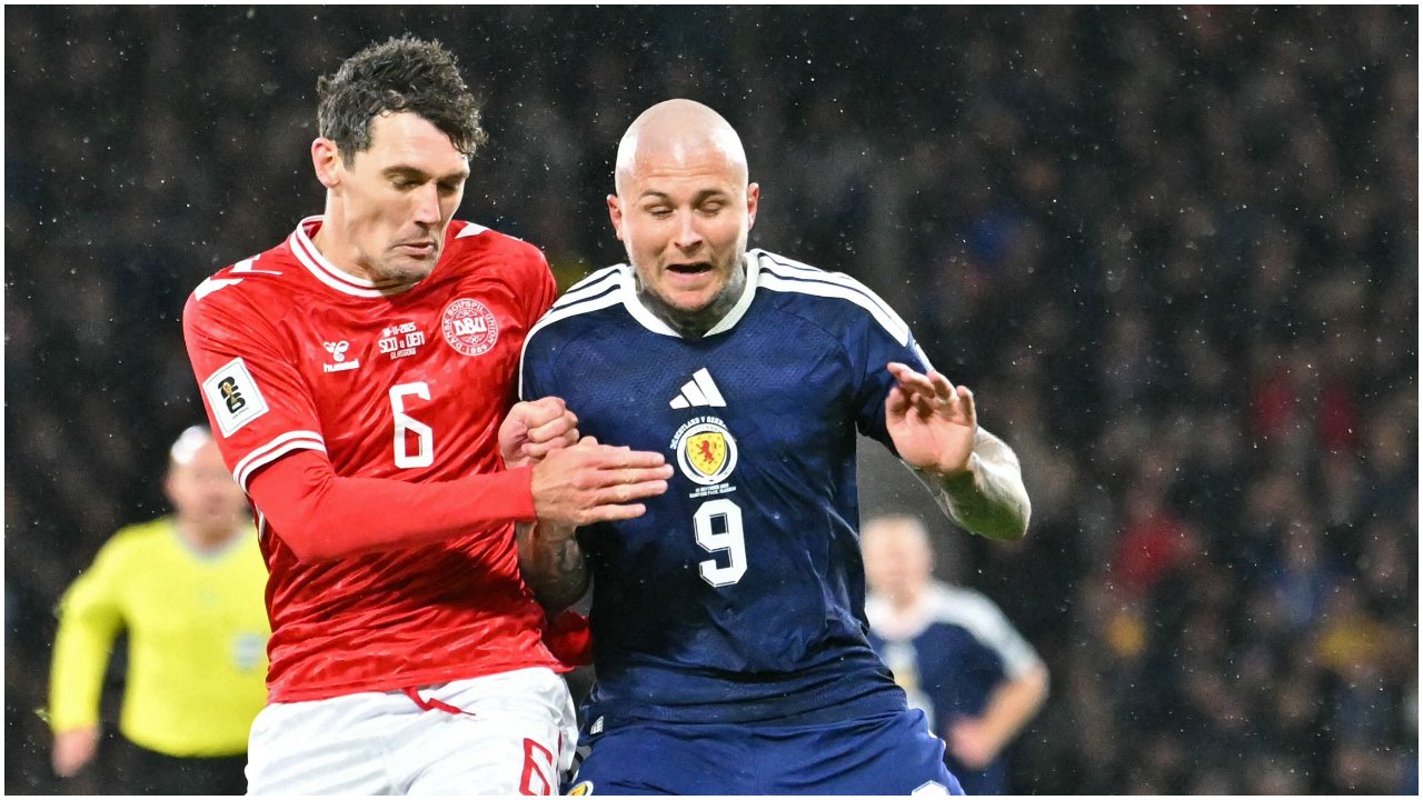 Jogo entre Escócia e Dinamarca pelas Eliminatórias da Uefa (foto: ANDY BUCHANAN / AFP)