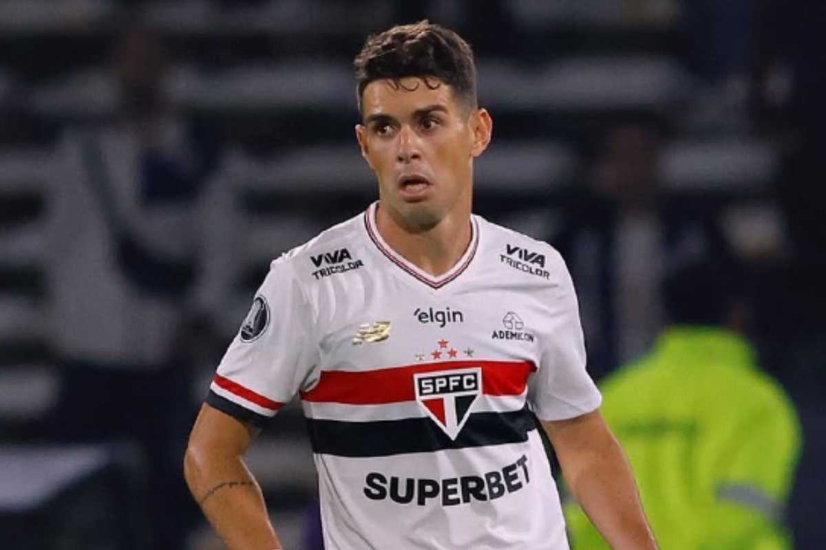 Oscar durante partida do São Paulo (foto: Divulgação/Oscar)