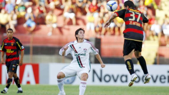 Jogo entre Fluminense e Sport no Campeonato Brasileiro de 2009 (foto: Divulgacao Photocamera)