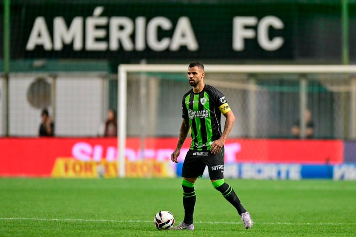 Lucão, zagueiro do América (foto: Mourão Panda/América)