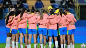 Jogadoras da Seleção Brasileira reunidas  - Crédito: 