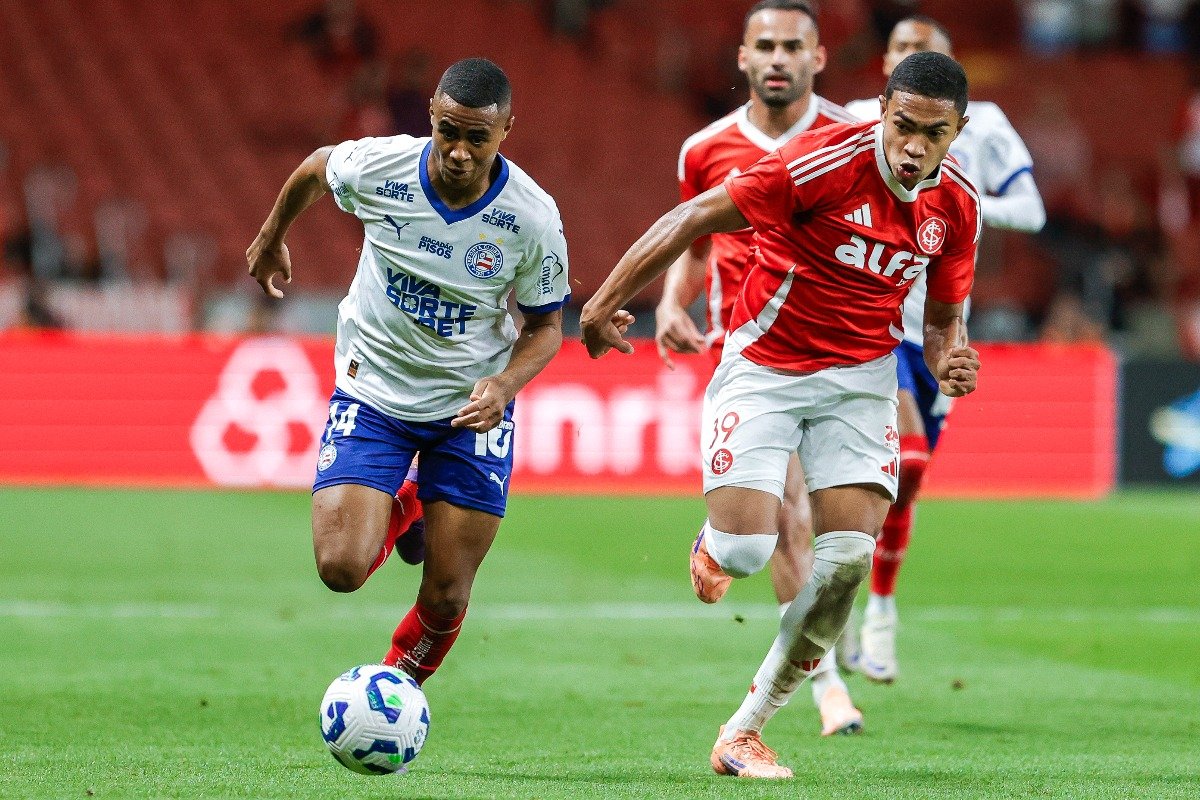 Lance do jogo entre Bahia e Internacional pelo Brasileiro (foto: Rafael Rodrigues/Bahia)
