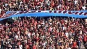 Torcedores do Lanús na final da Copa Sul-Americana contra o Atlético (foto: José Bogado/AFP)