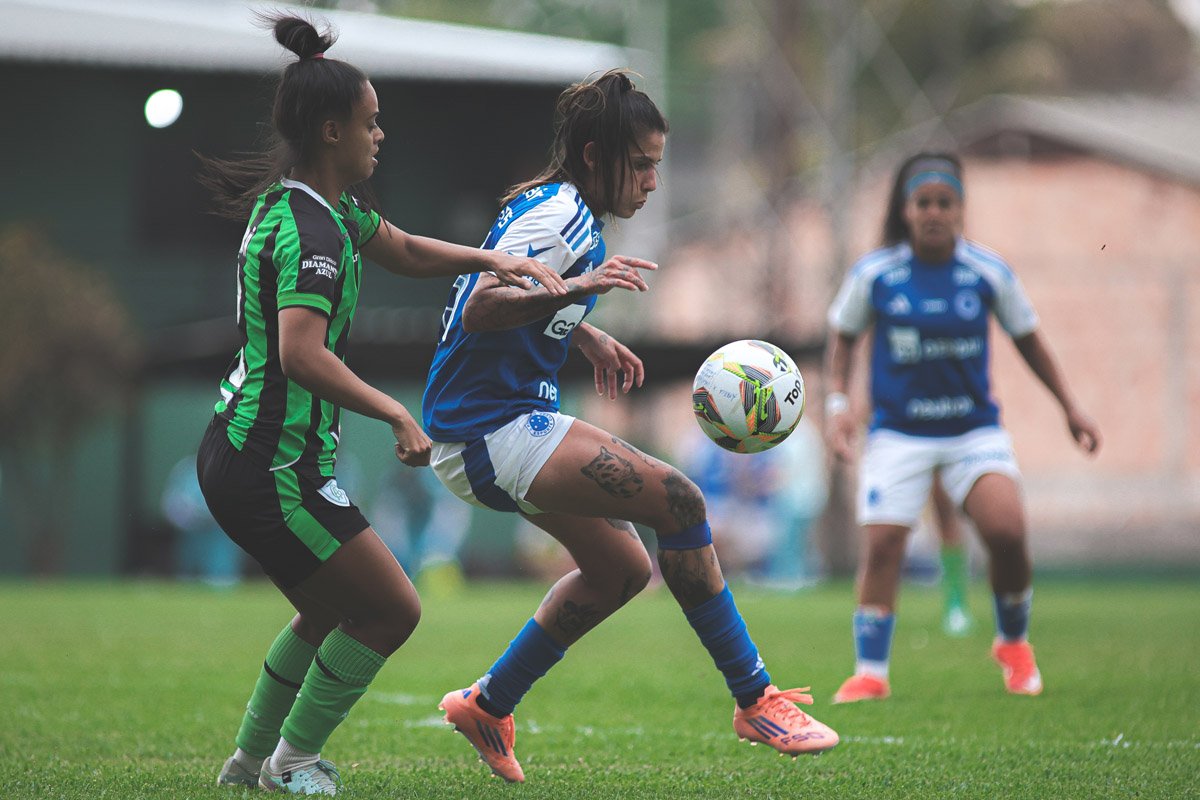 América e Cruzeiro empataram por 2 a 2 na primeira fase do Mineiro Feminino (foto: Gustavo Martins/ Cruzeiro)