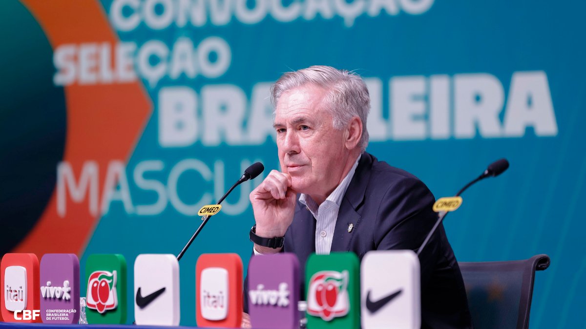 Ancelotti durante coletiva de imprensa pela Seleção Brasileira (foto: Rafael Ribeiro/CBF)