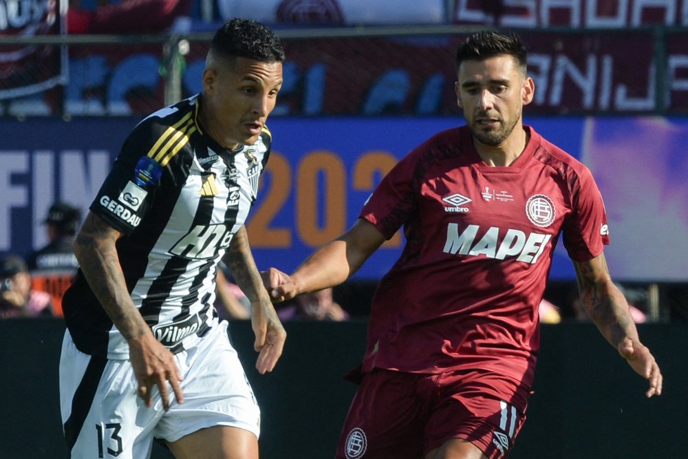 Atlético e Lanús disputam o título da Copa Sul-Americana (foto: DANIEL DUARTE / AFP)